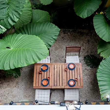 Flh Intendente Mezzanine With Interior Pateo Лісабон