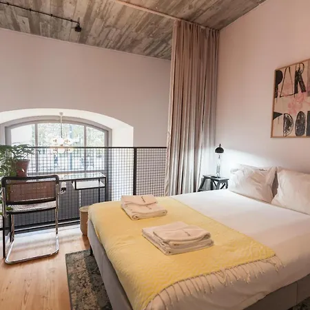 Flh Intendente Mezzanine With Interior Pateo *