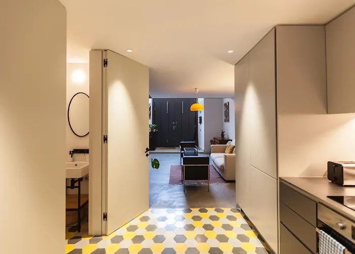 Flh Intendente Mezzanine With Interior Pateo *