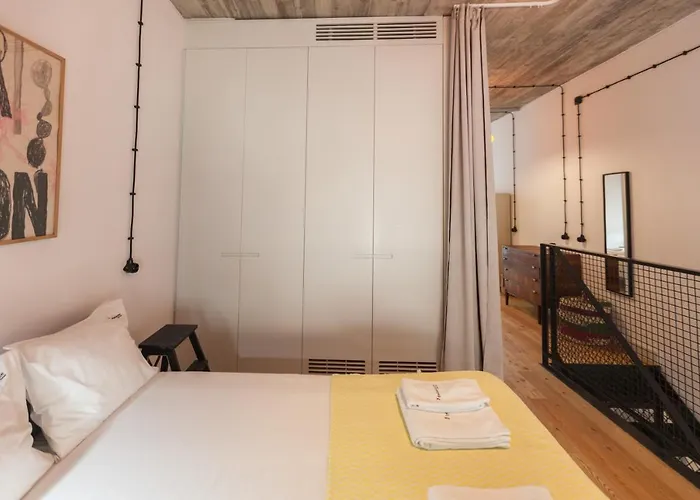 Flh Intendente Mezzanine With Interior Pateo *